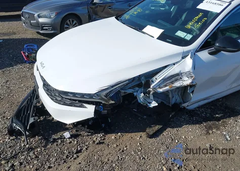 2022 Kia K5 Gt-Line из США, поврежденный, VIN 5XXG64J28NG129128